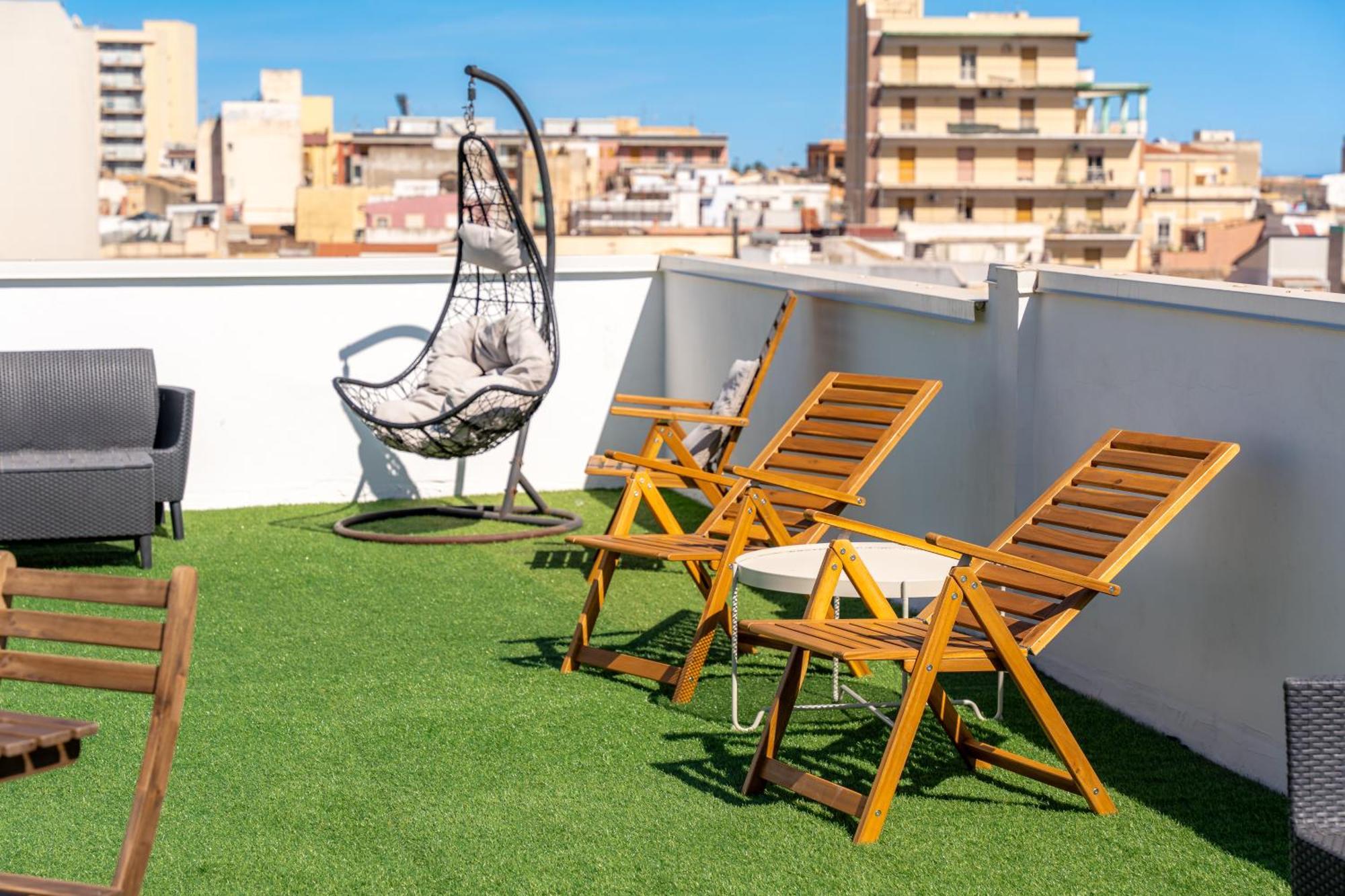 Myia Apartments By Wonderful Italy Сиракузы Экстерьер фото